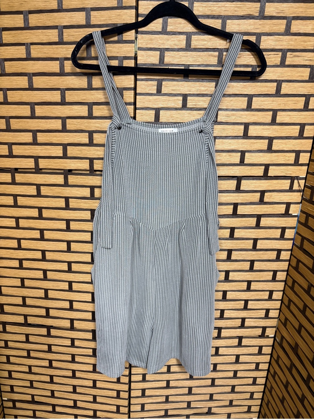 Ekouaer gray ribbed romper size XL